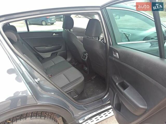Серый Киа Sportage, объемом двигателя 1.59 л и пробегом 135 тыс. км за 19500 $, фото 10 на Automoto.ua