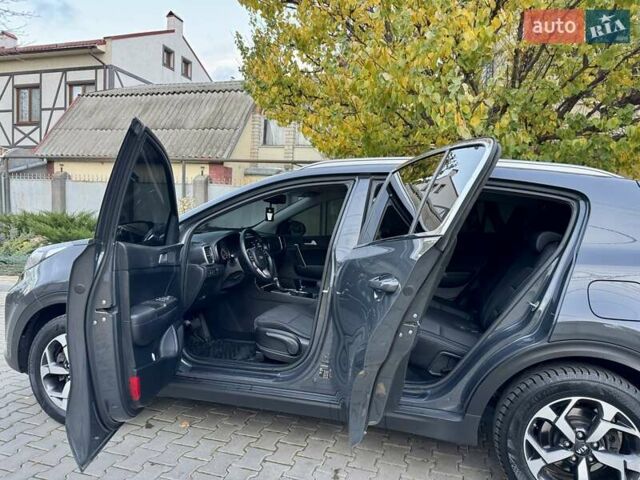Серый Киа Sportage, объемом двигателя 1.6 л и пробегом 147 тыс. км за 17999 $, фото 51 на Automoto.ua