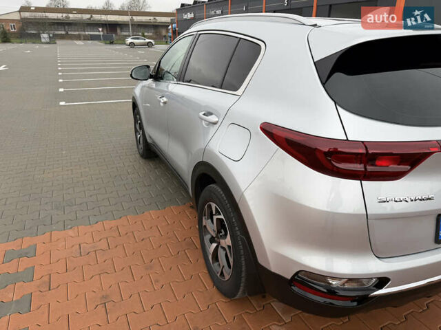Серый Киа Sportage, объемом двигателя 1.6 л и пробегом 90 тыс. км за 21500 $, фото 3 на Automoto.ua