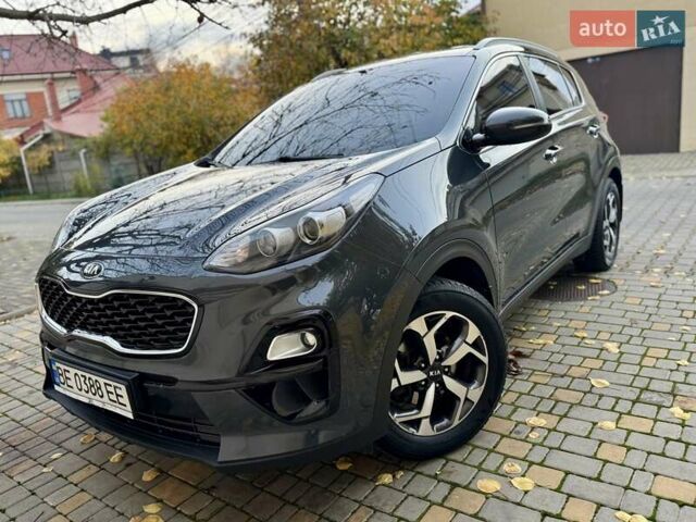 Серый Киа Sportage, объемом двигателя 1.6 л и пробегом 147 тыс. км за 17999 $, фото 2 на Automoto.ua