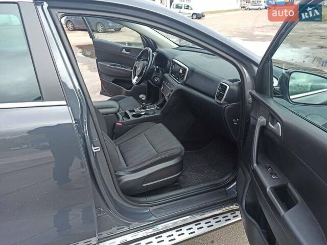Серый Киа Sportage, объемом двигателя 1.59 л и пробегом 135 тыс. км за 19500 $, фото 11 на Automoto.ua
