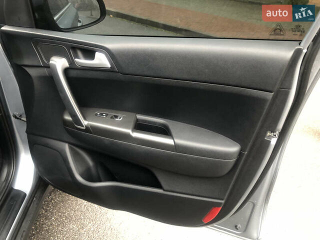 Серый Киа Sportage, объемом двигателя 1.59 л и пробегом 86 тыс. км за 15999 $, фото 23 на Automoto.ua
