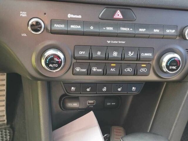 Сірий Кіа Sportage, об'ємом двигуна 1.6 л та пробігом 74 тис. км за 19000 $, фото 8 на Automoto.ua