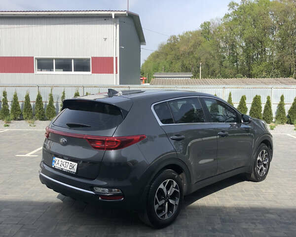 Сірий Кіа Sportage, об'ємом двигуна 1.59 л та пробігом 105 тис. км за 16700 $, фото 3 на Automoto.ua