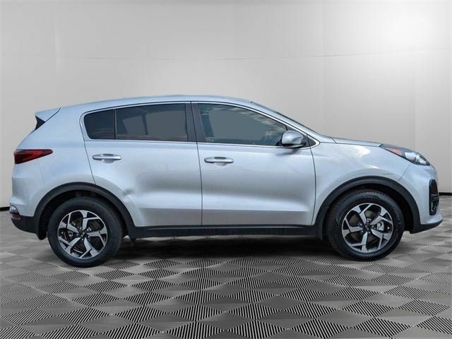 Серый Киа Sportage, объемом двигателя 0 л и пробегом 1 тыс. км за 18400 $, фото 2 на Automoto.ua