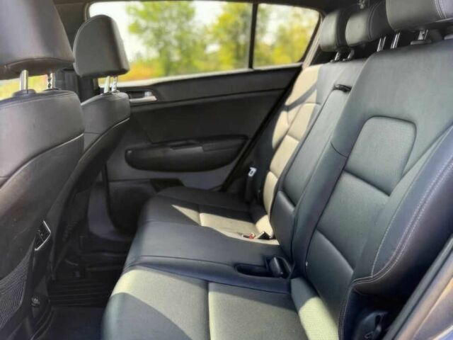 Сірий Кіа Sportage, об'ємом двигуна 2.4 л та пробігом 50 тис. км за 8600 $, фото 10 на Automoto.ua