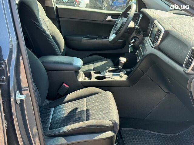 Серый Киа Sportage, объемом двигателя 1.6 л и пробегом 43 тыс. км за 20990 $, фото 26 на Automoto.ua