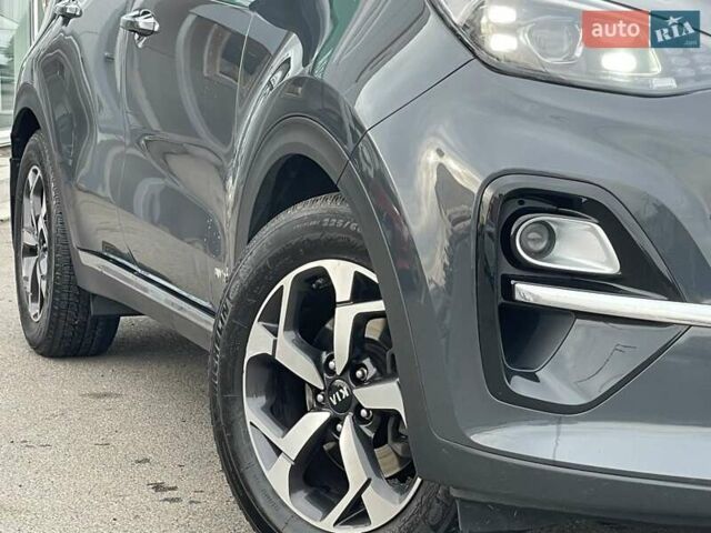 Серый Киа Sportage, объемом двигателя 2 л и пробегом 57 тыс. км за 26500 $, фото 7 на Automoto.ua
