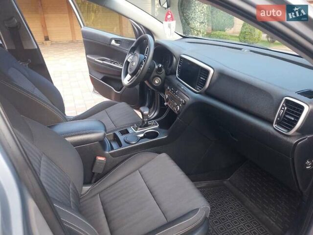 Серый Киа Sportage, объемом двигателя 1.59 л и пробегом 153 тыс. км за 16500 $, фото 56 на Automoto.ua