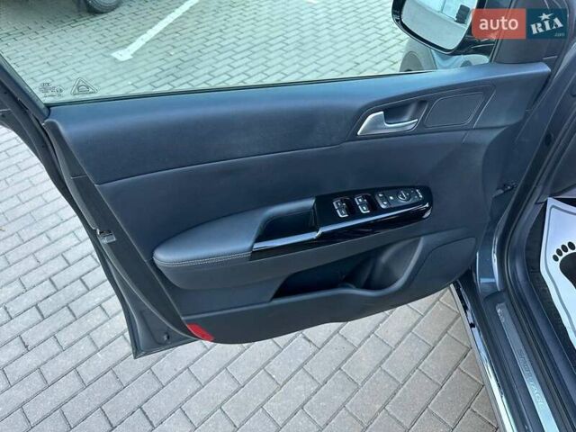 Серый Киа Sportage, объемом двигателя 2 л и пробегом 83 тыс. км за 26200 $, фото 75 на Automoto.ua
