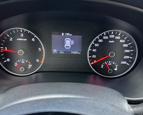 Серый Киа Sportage, объемом двигателя 1.6 л и пробегом 70 тыс. км за 20300 $, фото 22 на Automoto.ua