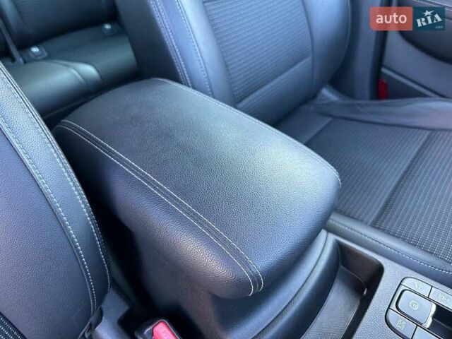 Серый Киа Sportage, объемом двигателя 2 л и пробегом 83 тыс. км за 26200 $, фото 64 на Automoto.ua