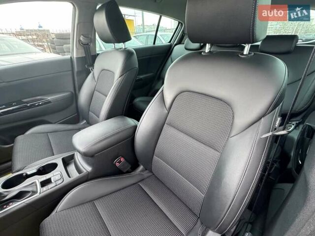 Серый Киа Sportage, объемом двигателя 2 л и пробегом 57 тыс. км за 26500 $, фото 48 на Automoto.ua