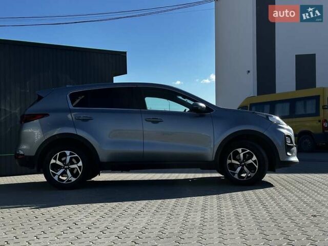 Сірий Кіа Sportage, об'ємом двигуна 1.59 л та пробігом 53 тис. км за 17999 $, фото 10 на Automoto.ua