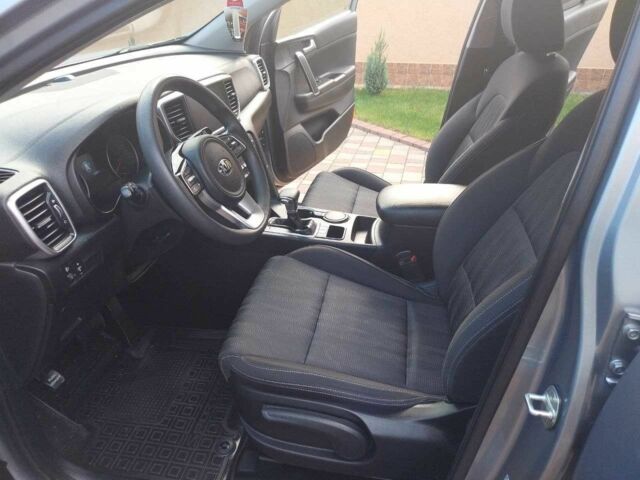 Сірий Кіа Sportage, об'ємом двигуна 1.6 л та пробігом 150 тис. км за 16900 $, фото 17 на Automoto.ua