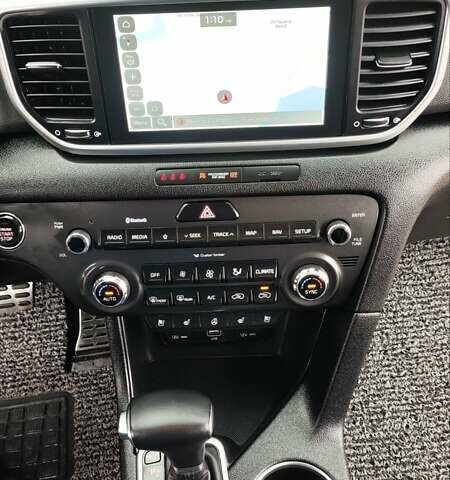 Сірий Кіа Sportage, об'ємом двигуна 2 л та пробігом 62 тис. км за 24500 $, фото 38 на Automoto.ua