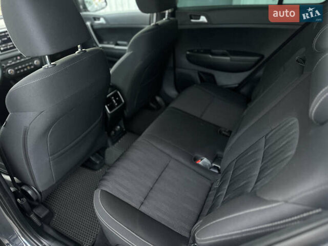 Серый Киа Sportage, объемом двигателя 1.59 л и пробегом 49 тыс. км за 18800 $, фото 20 на Automoto.ua