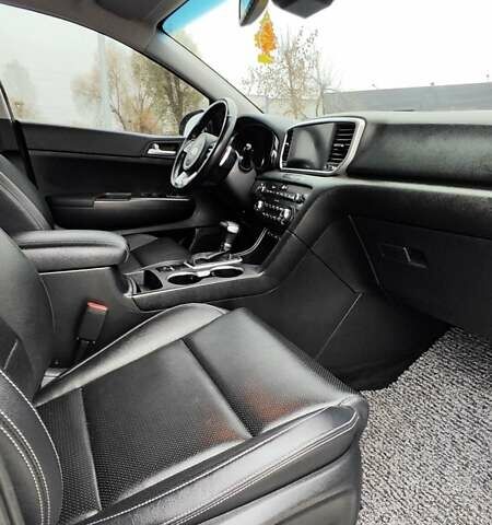 Сірий Кіа Sportage, об'ємом двигуна 2 л та пробігом 62 тис. км за 24500 $, фото 35 на Automoto.ua