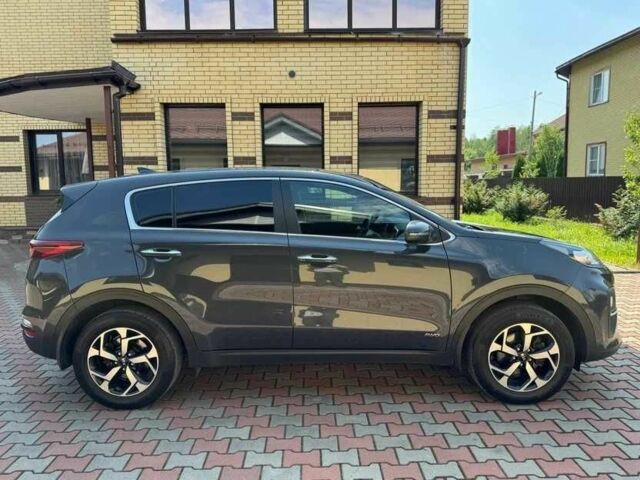 Серый Киа Sportage, объемом двигателя 2 л и пробегом 136 тыс. км за 15000 $, фото 3 на Automoto.ua