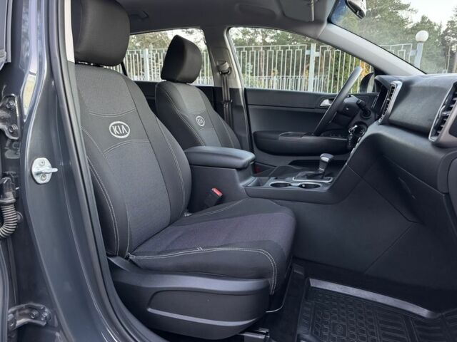 Сірий Кіа Sportage, об'ємом двигуна 1.6 л та пробігом 13 тис. км за 20900 $, фото 20 на Automoto.ua