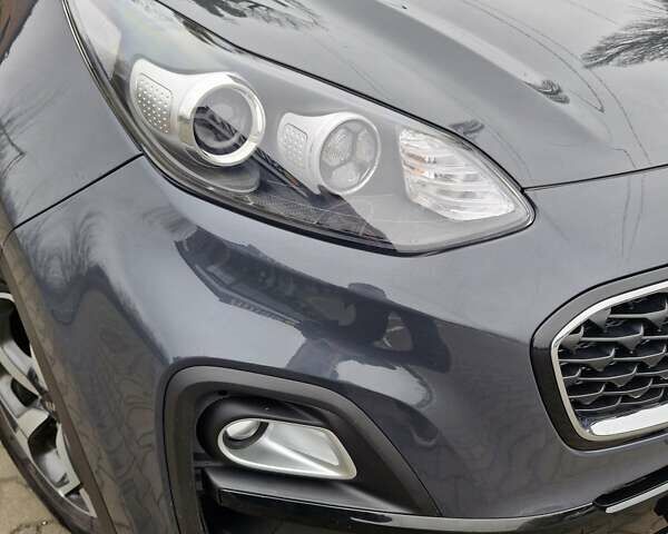 Серый Киа Sportage, объемом двигателя 1.59 л и пробегом 55 тыс. км за 20000 $, фото 5 на Automoto.ua
