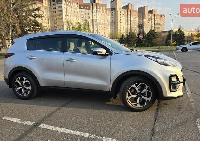 Сірий Кіа Sportage, об'ємом двигуна 1.6 л та пробігом 59 тис. км за 22000 $, фото 30 на Automoto.ua