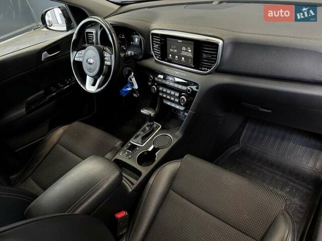 Сірий Кіа Sportage, об'ємом двигуна 2 л та пробігом 77 тис. км за 26500 $, фото 30 на Automoto.ua