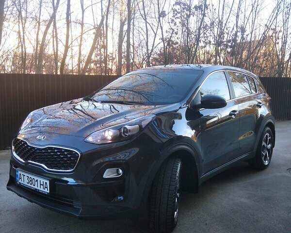 Сірий Кіа Sportage, об'ємом двигуна 1.59 л та пробігом 18 тис. км за 20500 $, фото 4 на Automoto.ua