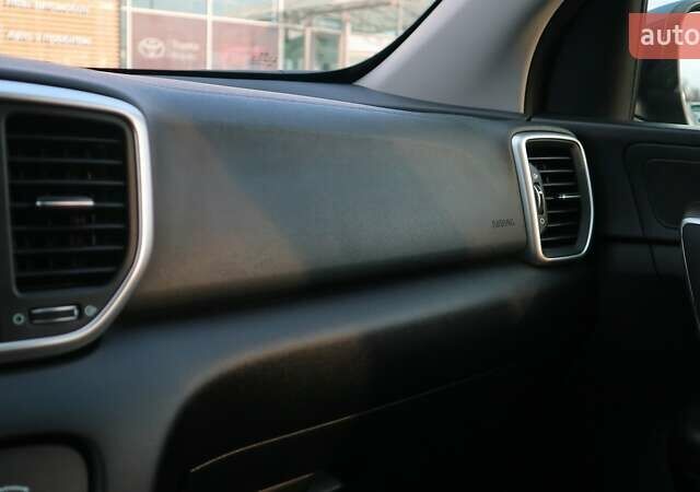 Серый Киа Sportage, объемом двигателя 1.59 л и пробегом 68 тыс. км за 18626 $, фото 16 на Automoto.ua