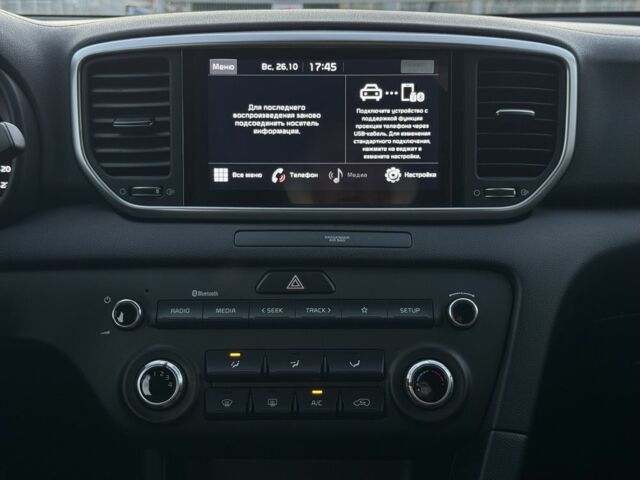 Сірий Кіа Sportage, об'ємом двигуна 1.6 л та пробігом 13 тис. км за 20900 $, фото 17 на Automoto.ua