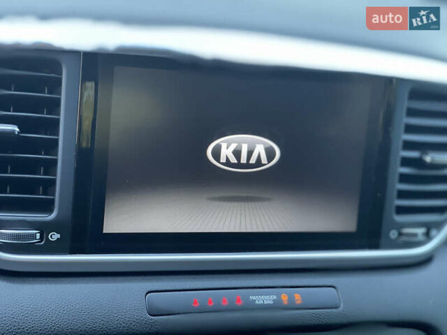 Серый Киа Sportage, объемом двигателя 1.6 л и пробегом 3 тыс. км за 21700 $, фото 24 на Automoto.ua