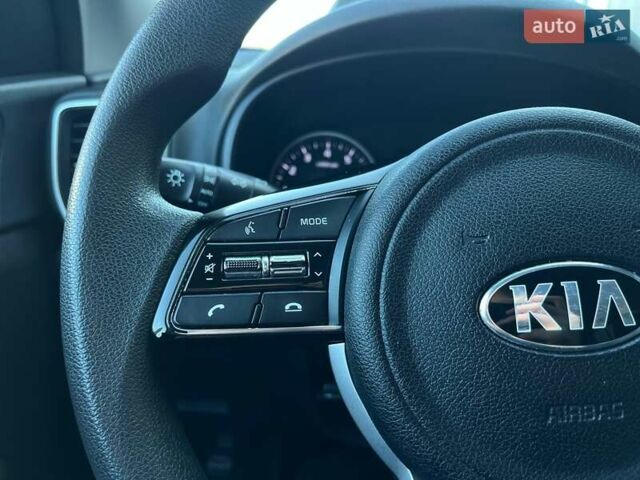 Серый Киа Sportage, объемом двигателя 2.36 л и пробегом 102 тыс. км за 18790 $, фото 20 на Automoto.ua