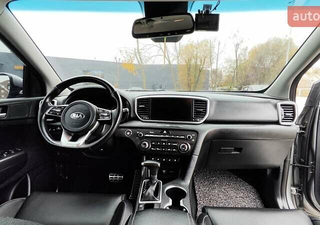 Сірий Кіа Sportage, об'ємом двигуна 2 л та пробігом 62 тис. км за 24500 $, фото 37 на Automoto.ua