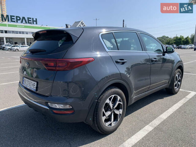 Серый Киа Sportage, объемом двигателя 1.59 л и пробегом 42 тыс. км за 17999 $, фото 3 на Automoto.ua