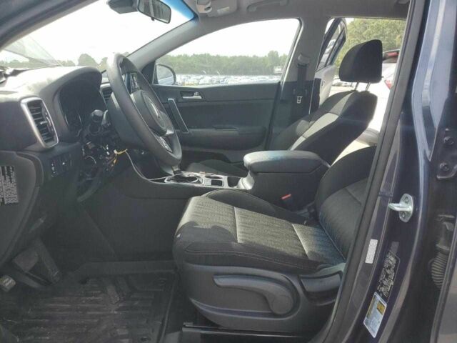 Сірий Кіа Sportage, об'ємом двигуна 0 л та пробігом 49 тис. км за 3900 $, фото 6 на Automoto.ua