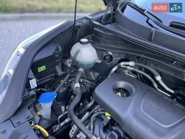 Серый Киа Sportage, объемом двигателя 1.6 л и пробегом 3 тыс. км за 21700 $, фото 15 на Automoto.ua