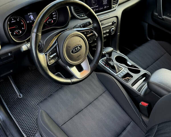 Сірий Кіа Sportage, об'ємом двигуна 1.6 л та пробігом 51 тис. км за 22500 $, фото 5 на Automoto.ua
