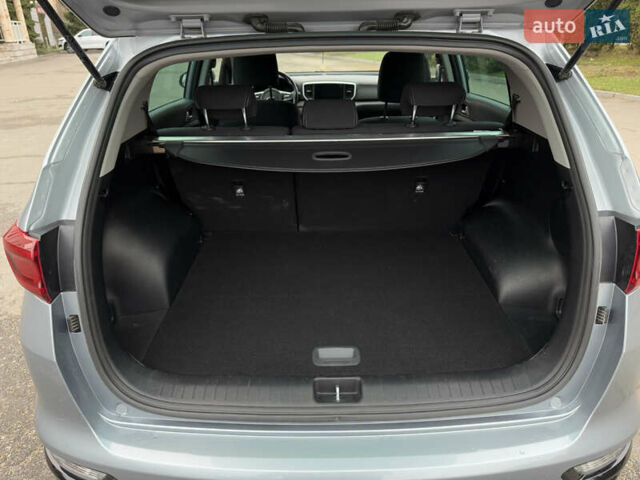 Сірий Кіа Sportage, об'ємом двигуна 1.59 л та пробігом 33 тис. км за 19999 $, фото 21 на Automoto.ua