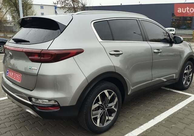 Сірий Кіа Sportage, об'ємом двигуна 2 л та пробігом 62 тис. км за 24500 $, фото 24 на Automoto.ua