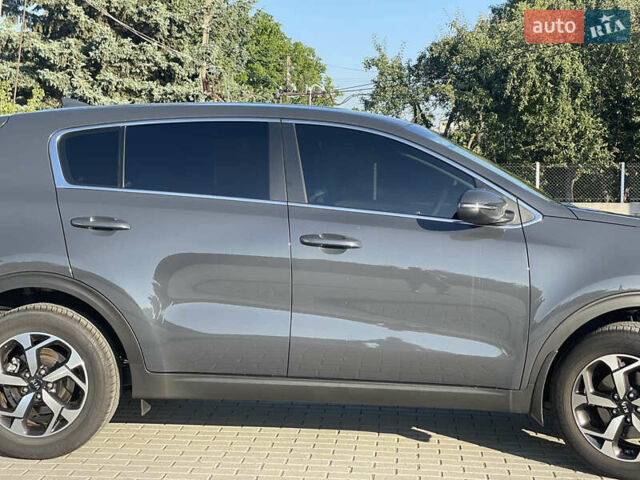 Серый Киа Sportage, объемом двигателя 1.6 л и пробегом 3 тыс. км за 21700 $, фото 3 на Automoto.ua