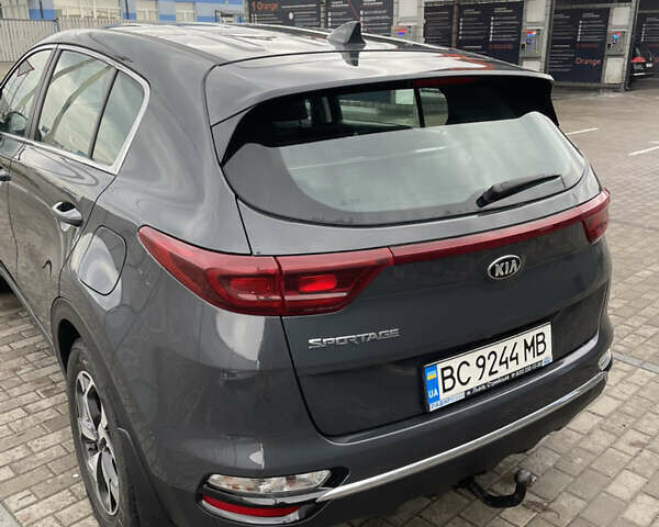 Серый Киа Sportage, объемом двигателя 1.59 л и пробегом 46 тыс. км за 15950 $, фото 2 на Automoto.ua