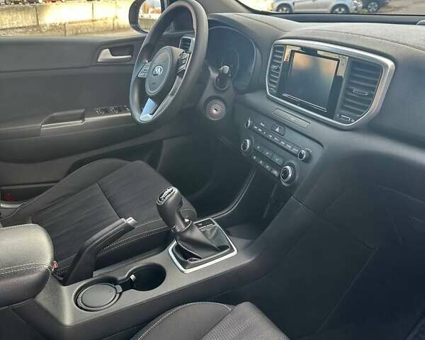 Серый Киа Sportage, объемом двигателя 1.59 л и пробегом 73 тыс. км за 18300 $, фото 30 на Automoto.ua