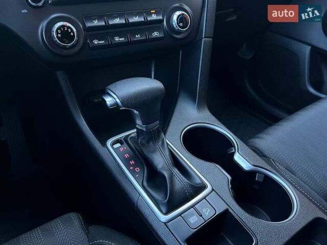 Серый Киа Sportage, объемом двигателя 2.36 л и пробегом 102 тыс. км за 18790 $, фото 26 на Automoto.ua