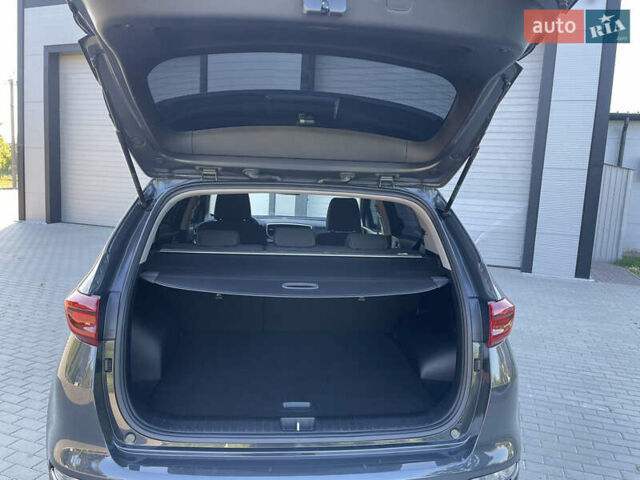 Серый Киа Sportage, объемом двигателя 1.6 л и пробегом 3 тыс. км за 21700 $, фото 20 на Automoto.ua