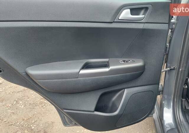 Серый Киа Sportage, объемом двигателя 1.59 л и пробегом 57 тыс. км за 18800 $, фото 8 на Automoto.ua