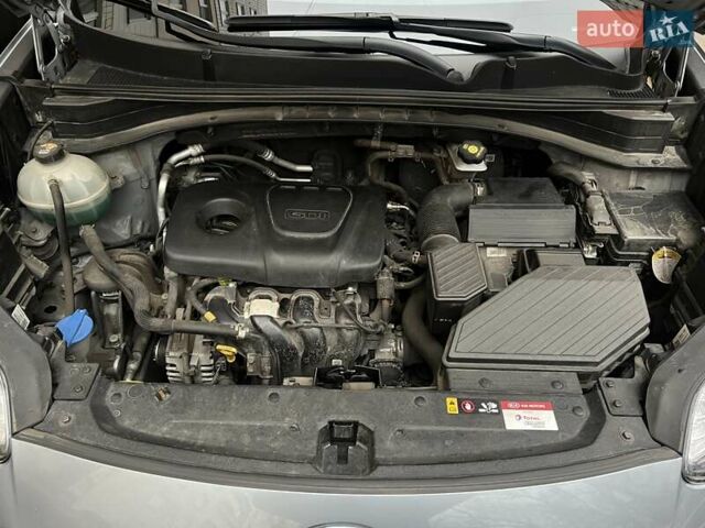 Серый Киа Sportage, объемом двигателя 1.59 л и пробегом 142 тыс. км за 19800 $, фото 24 на Automoto.ua