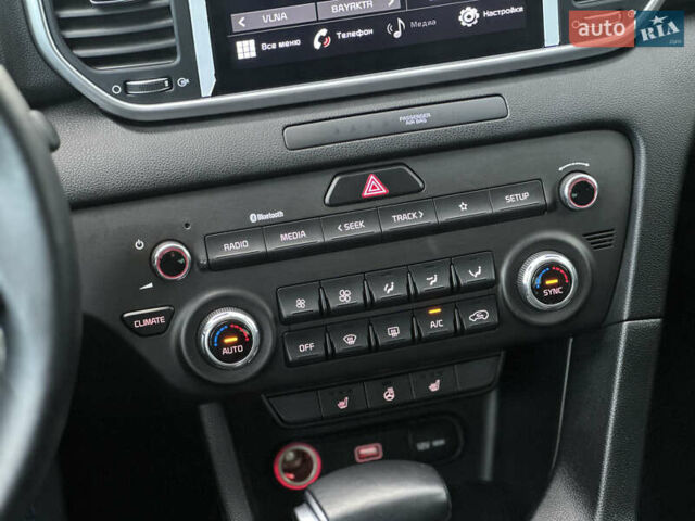 Серый Киа Sportage, объемом двигателя 1.59 л и пробегом 49 тыс. км за 18800 $, фото 24 на Automoto.ua