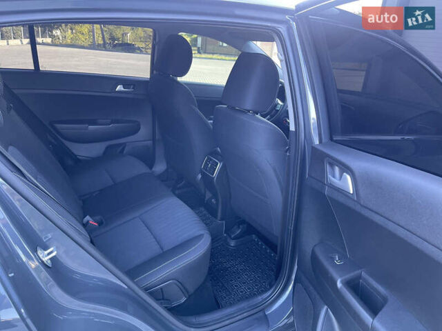 Серый Киа Sportage, объемом двигателя 1.6 л и пробегом 3 тыс. км за 21700 $, фото 19 на Automoto.ua