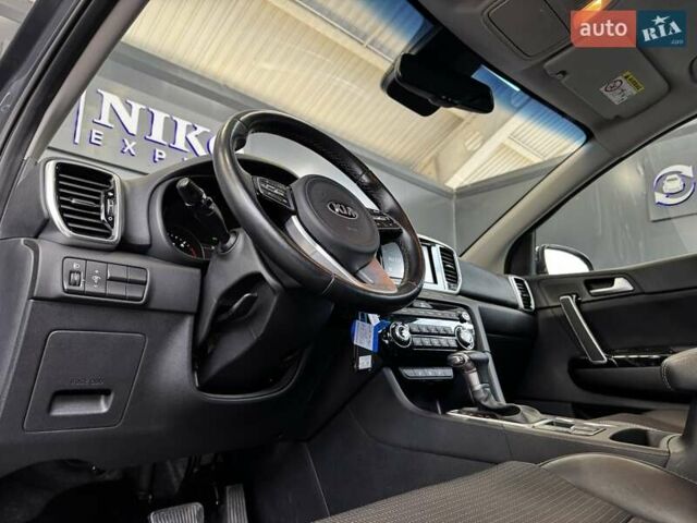 Сірий Кіа Sportage, об'ємом двигуна 2 л та пробігом 77 тис. км за 26500 $, фото 28 на Automoto.ua