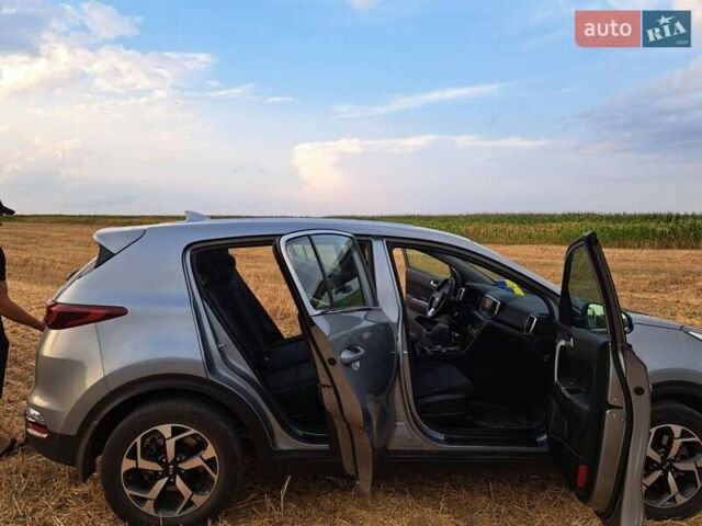Серый Киа Sportage, объемом двигателя 1.59 л и пробегом 109 тыс. км за 17800 $, фото 12 на Automoto.ua